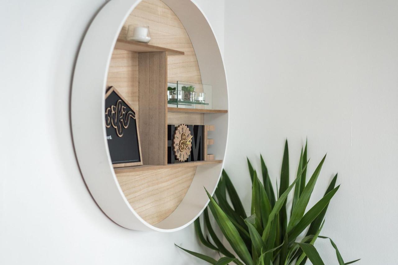 Modern Spacious 3 Bedroom City Centre Apartment - Free Parking - Private Balcony Эдинбург Экстерьер фото